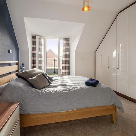 Modern Townhouse - Sleeps Up To 6 Apartment Maidenhead Bagian luar foto